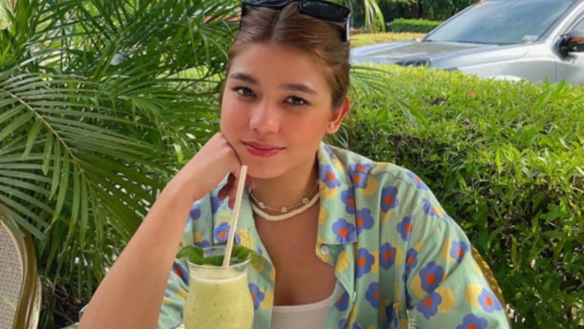 Kahit na Flat Basta Hot