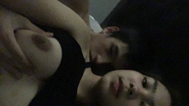 Ang Gusto ni Cecile Pinipisil Habang Kinakantot Sya ni Ramil